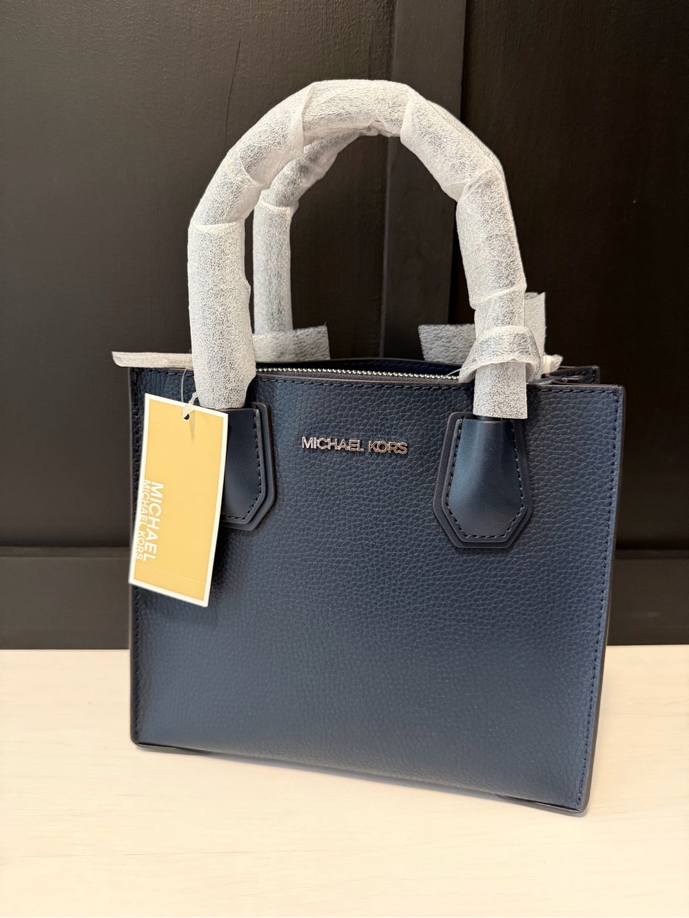 NWT Michael Kors Mercer Medium Pebbled Leather Navy Crossbody
